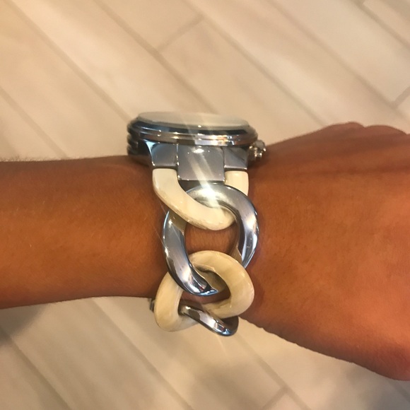 Michael Kors women’s watch main image 4